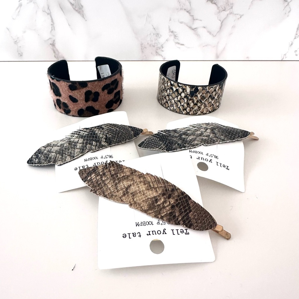 Two bracelets and 3 hair clips